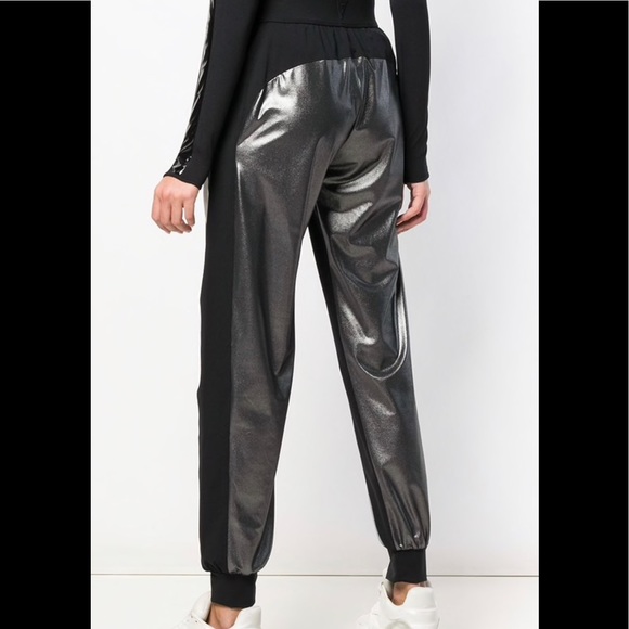 Joggers - Picture 2 of 4